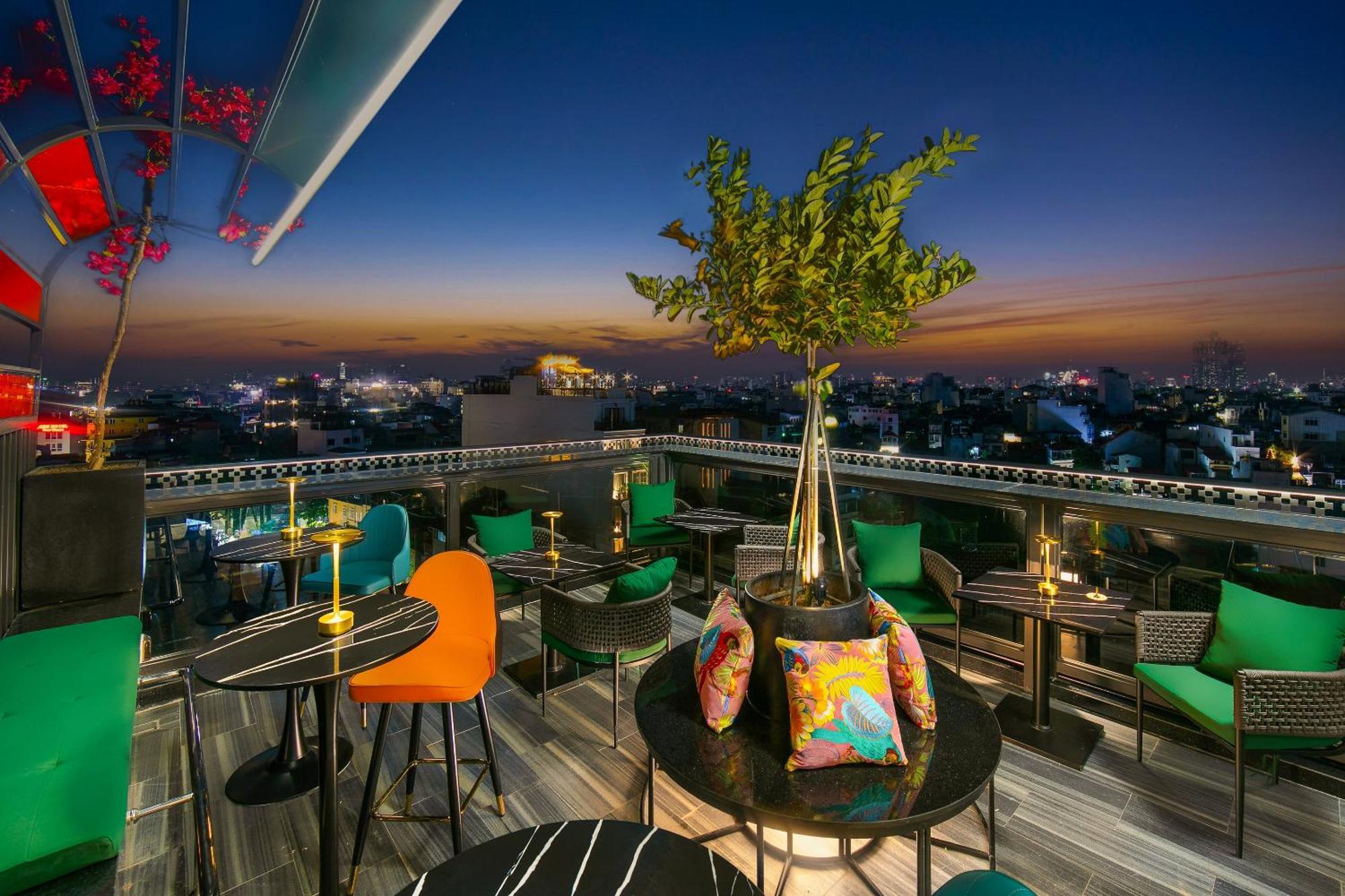 Aurora Central Hanoi Hotel Bagian luar foto